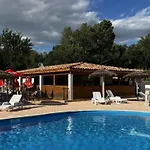 Mobil Avec Terrasse Pour 6 Personnes - Api-1-52-397 Massillargues-Attuech