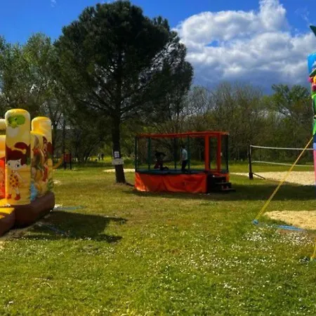 Mobil Avec Terrasse Pour 6 Personnes - Api-1-52-397 Kamp alanı *