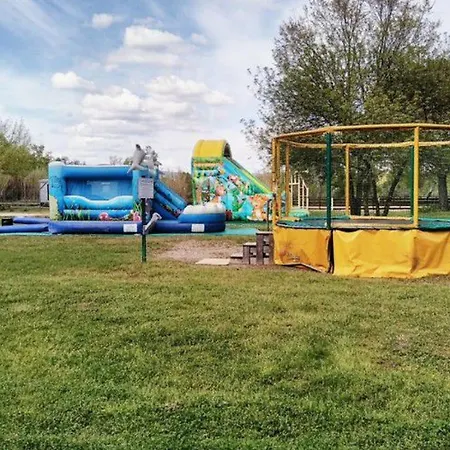 Mobil Avec Terrasse Pour 6 Personnes - Api-1-52-397 Massillargues-Attuech